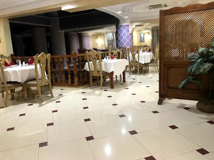 Hotel Ville Des Roses Blida Екстериор снимка