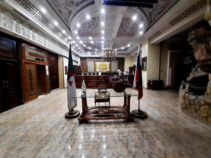 Hotel Ville Des Roses Blida Екстериор снимка