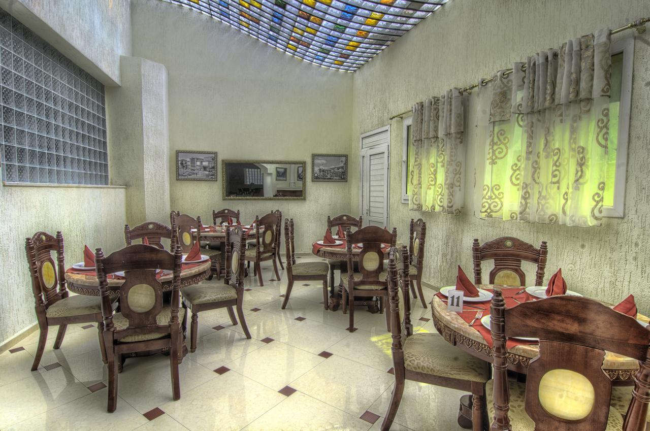 Hotel Ville Des Roses Blida Екстериор снимка