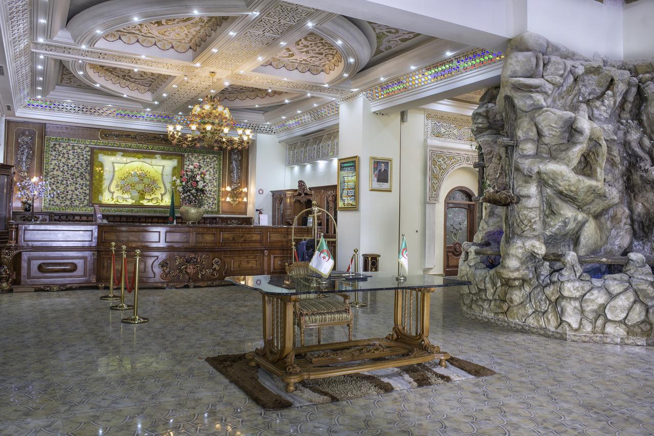 Hotel Ville Des Roses Blida Екстериор снимка